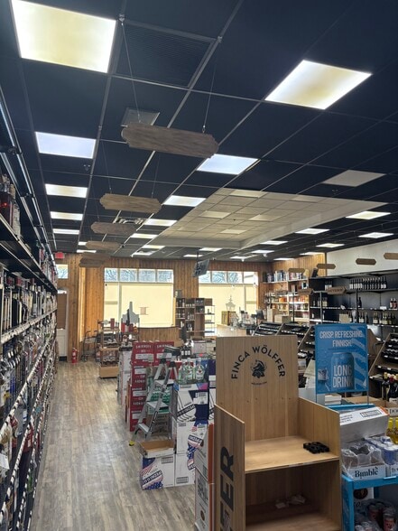 More Photos Of 301 Center Ave, Westwood General Retail For Lease