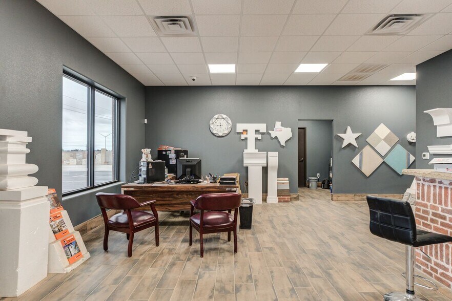 More Photos Of 4805 N Interstate 27, Lubbock Industrial For Sale