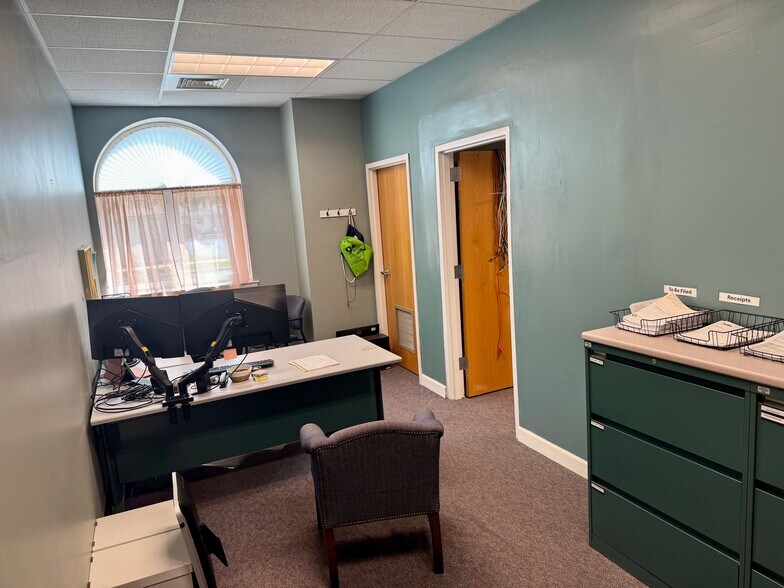 More Photos Of 251 N Center St, Joliet Assisted Living For Sale