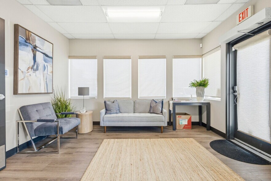 More Photos Of 1220 Liberty St NE, Salem Medical For Lease