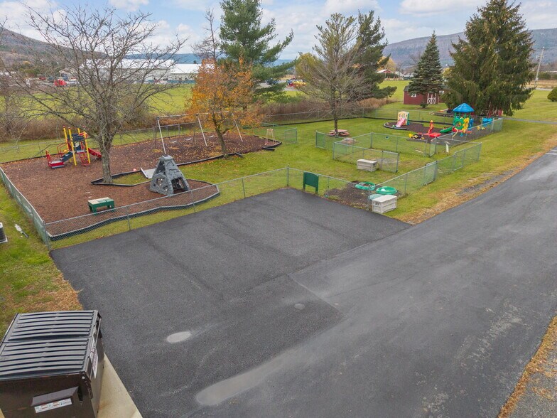 More Photos Of 4956 NY-30, Schoharie Flex For Sale