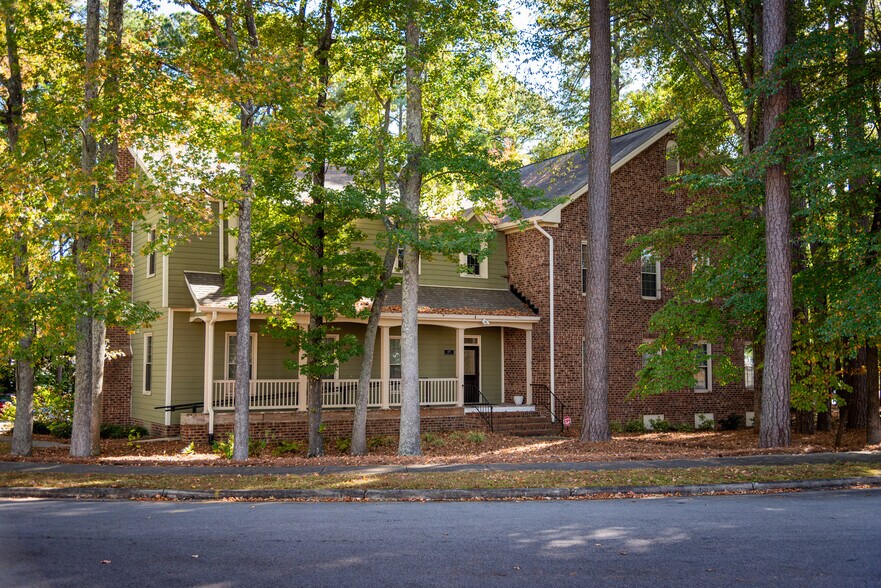 More Photos Of 1157 Executive Cir, Cary Loft Creative Space For Lease