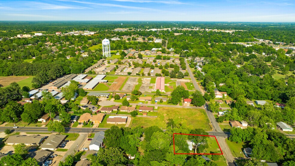 More Photos Of 1975 E Cherry St, Paris Land For Sale