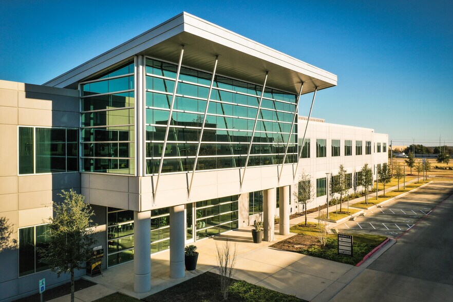 Primary Photo Of 13620 Ranch Road 620 N, Austin Unknown For Lease