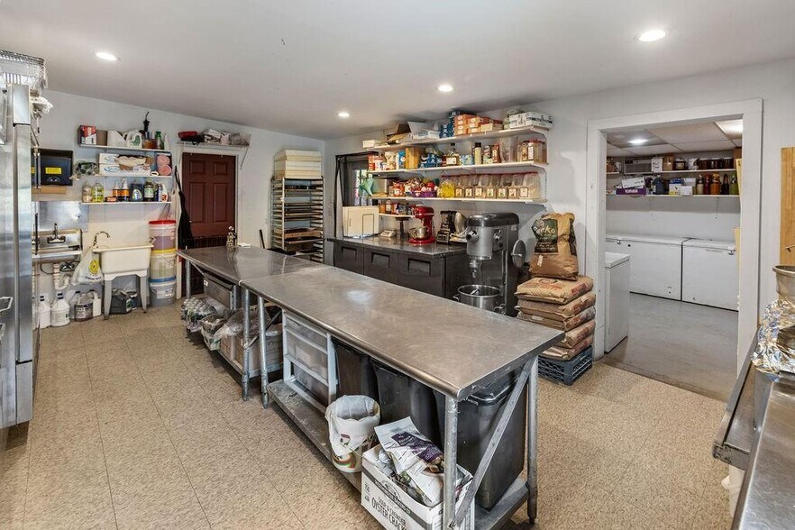 More Photos Of 46 Depot St, Fleischmanns Restaurant For Sale