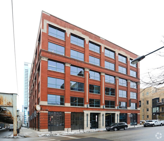 More Photos Of 303 W Erie St, Chicago Office For Lease