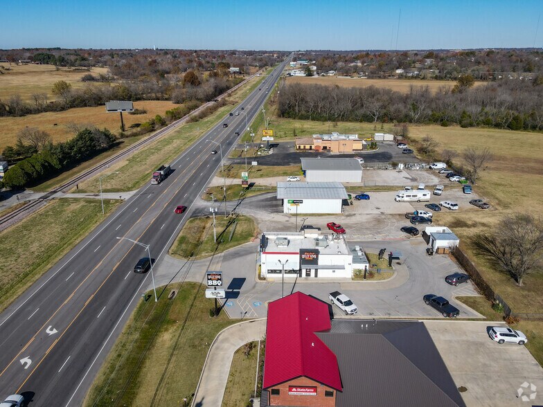 More Photos Of 13481 S State Highway 51, Coweta Fast Food For Sale
