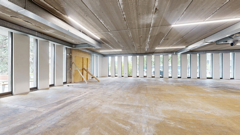 More Photos Of 4600 W 77th St, Edina Unknown For Lease