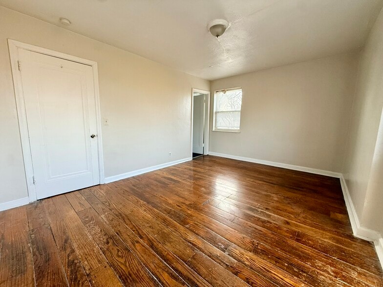 More Photos Of 2334 Kemper Ln, Cincinnati Apartments For Sale