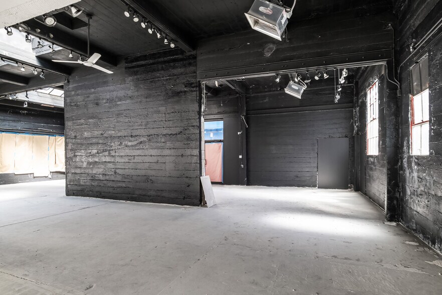 More Photos Of 245 S Van Ness Ave, San Francisco Warehouse For Lease