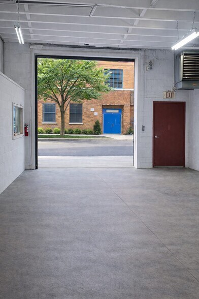 More Photos Of 2114 Arthur Ave, Bronx Warehouse For Sale