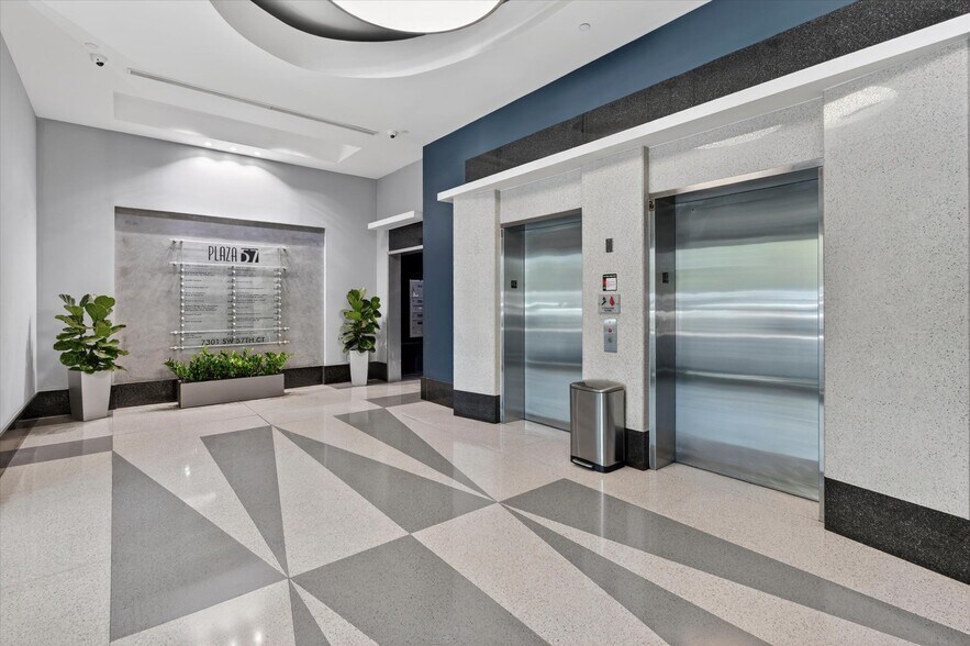 More Photos Of 7301 SW 57th Ct, South Miami Office For Sale