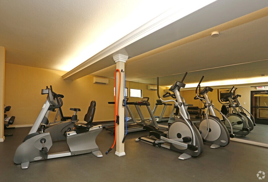 More Photos Of 20 E Main St, Los Gatos Apartments For Lease