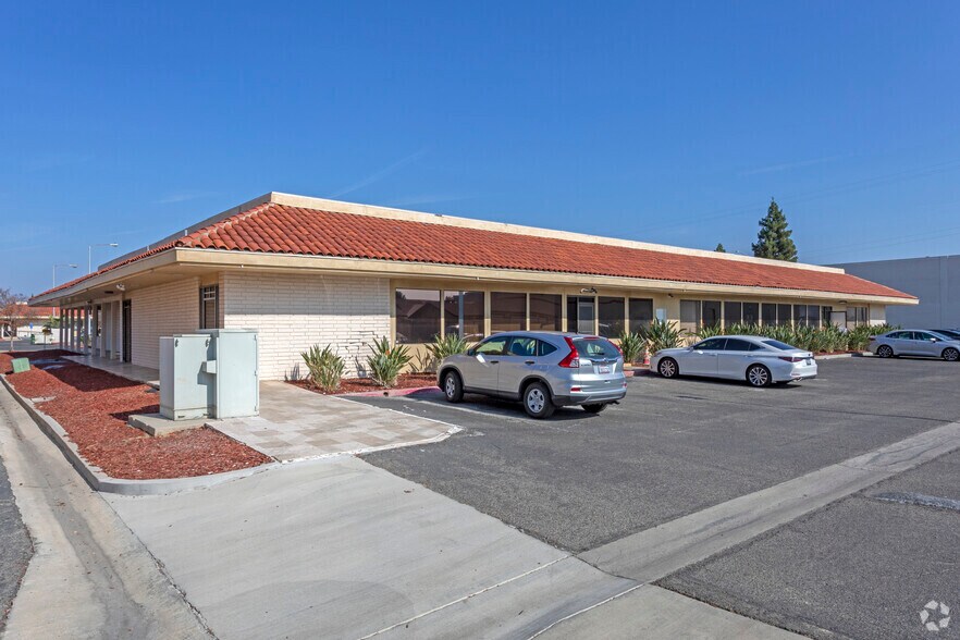 More Photos Of 334 Shaw Ave, Clovis Medical For Lease