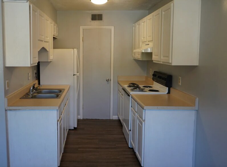 More Photos Of 656 Woodyard Rd, Trenton Apartments For Sale