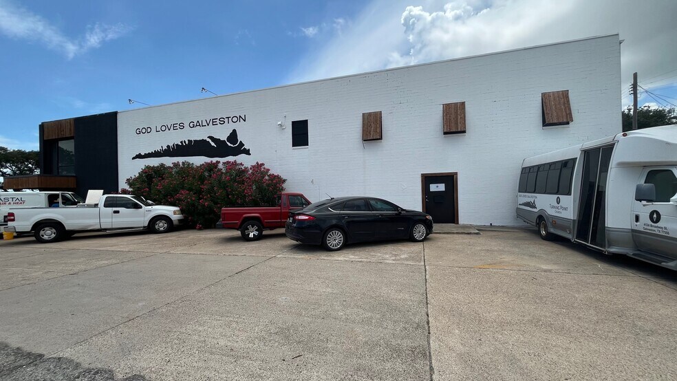 More Photos Of 4124 Broadway St, Galveston Storefront Retail Residential For Sale