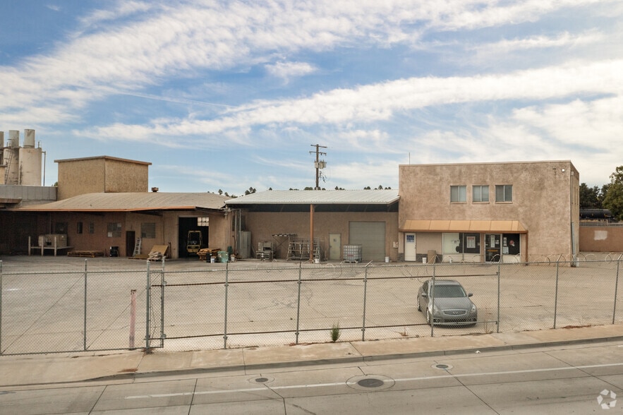 More Photos Of 860-870 Riske Ln, West Sacramento Warehouse For Lease