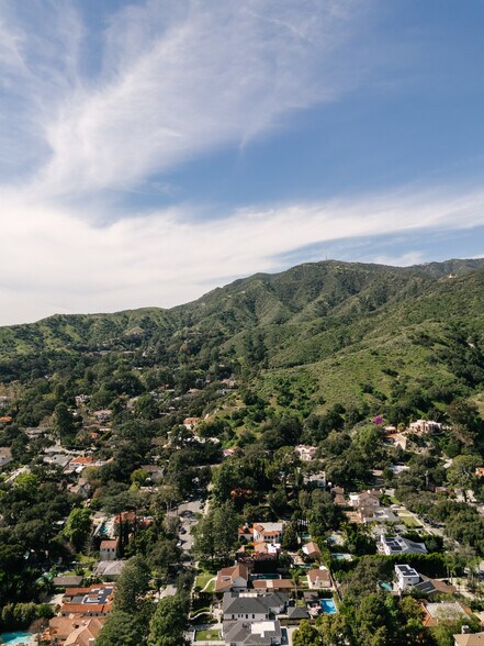 More Photos Of 2505 Canada Blvd, Glendale Office For Sale