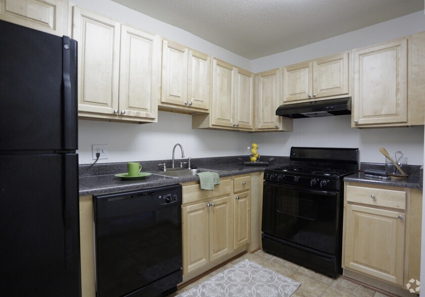 More Photos Of 3901 Suitland Rd, Suitland Apartments For Sale