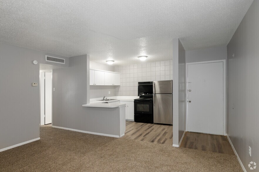 More Photos Of 5249 Wren Ave, El Paso Apartments For Sale