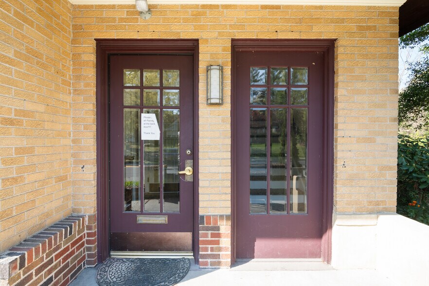 More Photos Of 614 S Main St, Blacksburg Medical For Sale