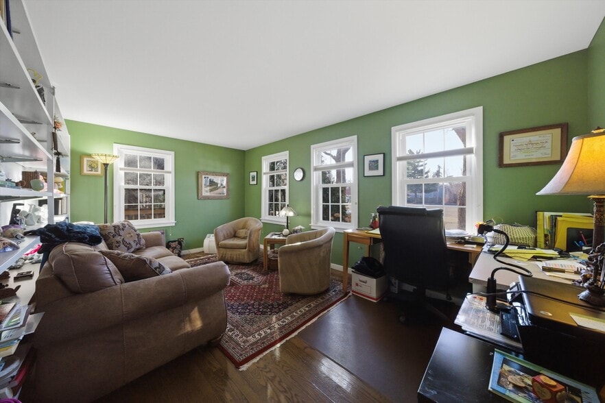 More Photos Of 3624 216th St, Matteson Flex For Sale