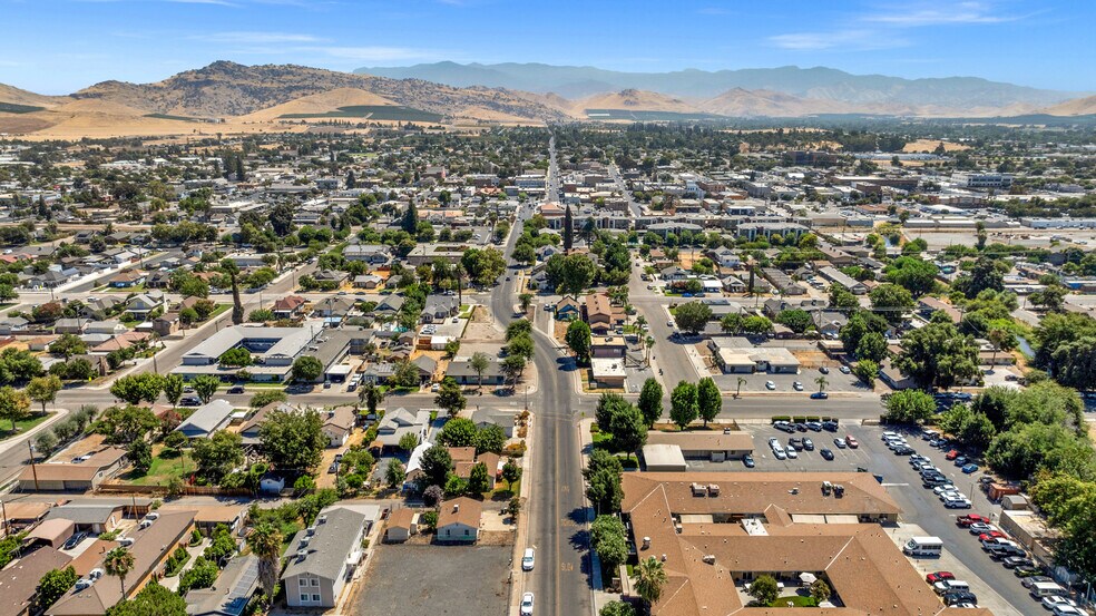 More Photos Of 221 G St, Porterville Medical For Sale