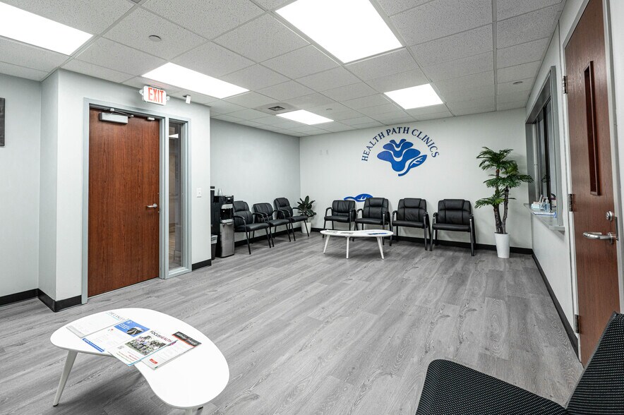 More Photos Of 7200 W Cathedral Rock Dr, Las Vegas Medical For Sale