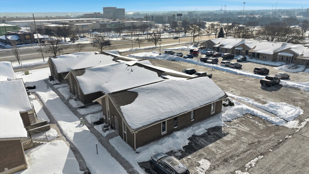 More Photos Of 12071-12079 Sheraton Ln, Cincinnati Medical For Sale