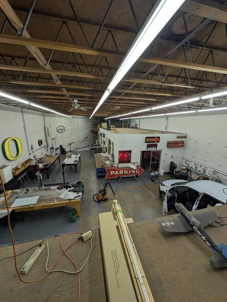 More Photos Of 2624 N Borthwick St, Portland Warehouse For Lease