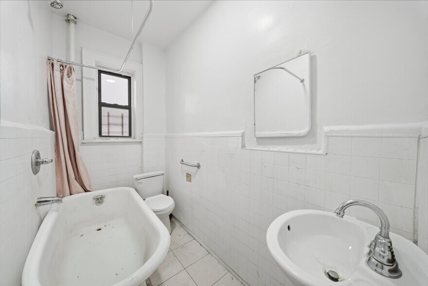 More Photos Of 2057 Ocean Ave, Brooklyn Apartments For Sale