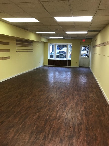 More Photos Of 72 Park St, New Canaan Office For Lease