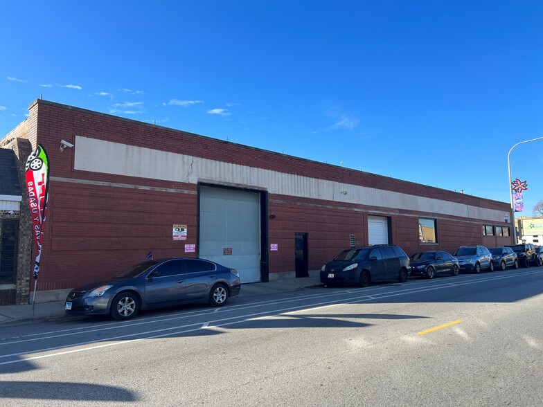 Primary Photo Of 4532 N Elston Ave, Chicago Warehouse For Lease