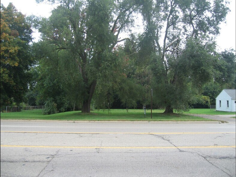 Primary Photo Of 639 S Hewitt Rd, Ypsilanti Land For Sale