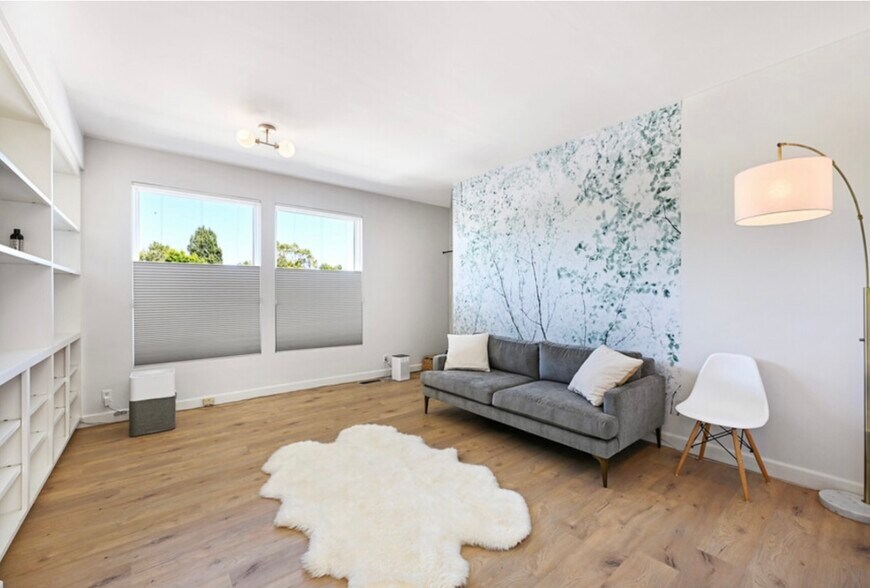 More Photos Of 125-131 Camino Alto, Mill Valley Office For Lease
