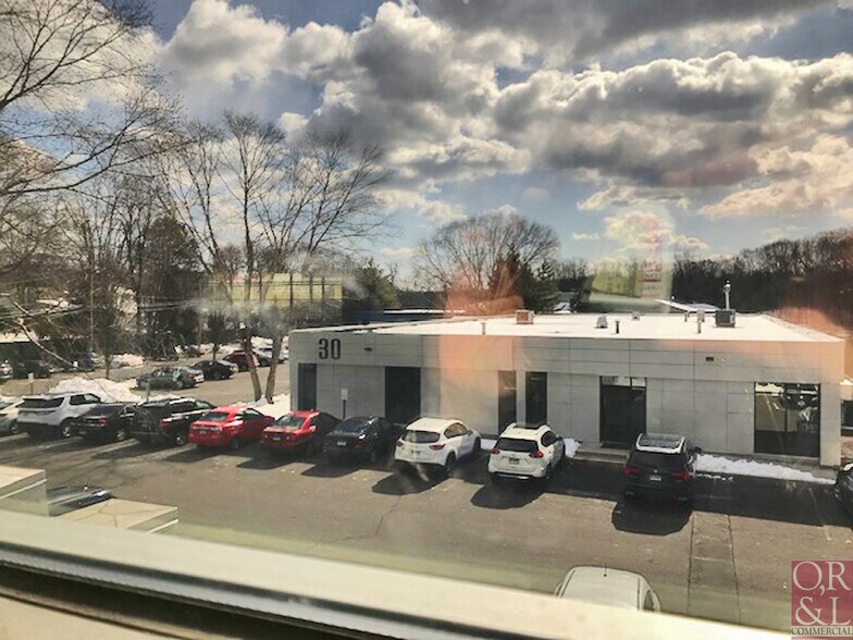 More Photos Of 20 Commerce Park Dr, Milford Unknown For Lease