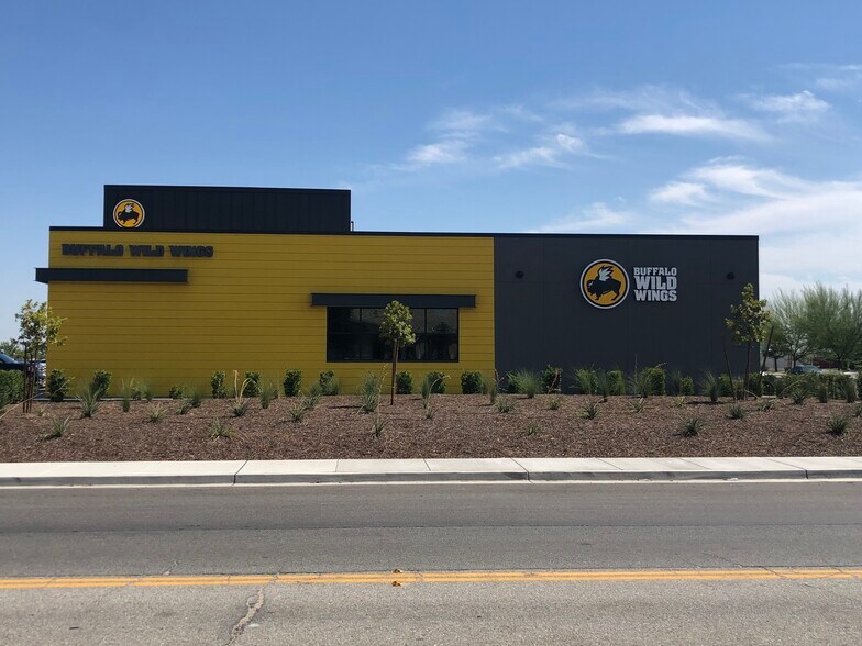 More Photos Of 7901 Downing Ave, Bakersfield Unknown For Lease