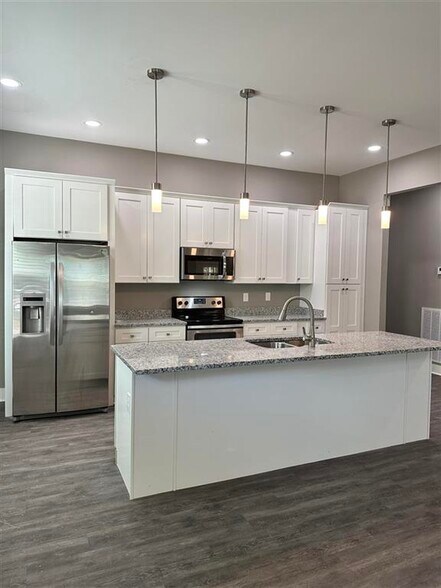 More Photos Of 1327 Park St, Bowling Green Apartments For Sale