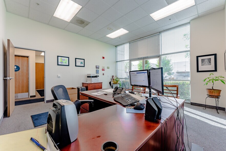 More Photos Of 6878 Airport Dr, Riverside Warehouse For Sale