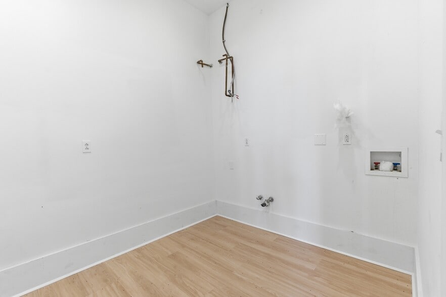 More Photos Of 901 Woodland St, Nashville Office For Lease