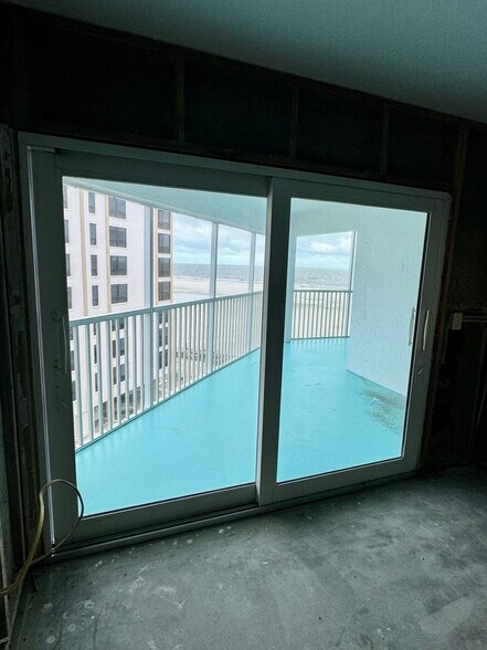 More Photos Of 6530 Estero Blvd, Fort Myers Hotel For Sale