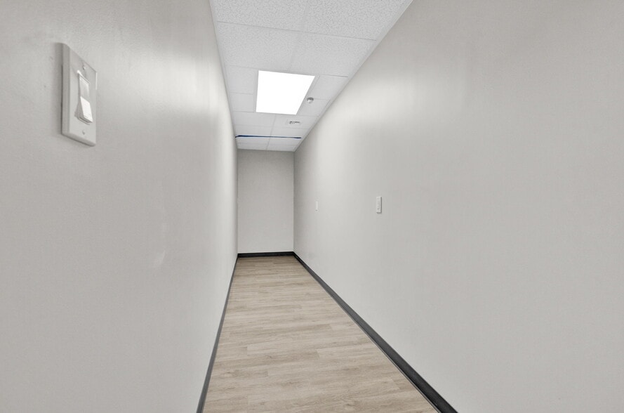 More Photos Of 215 Old Tappan Rd, Old Tappan Medical For Lease