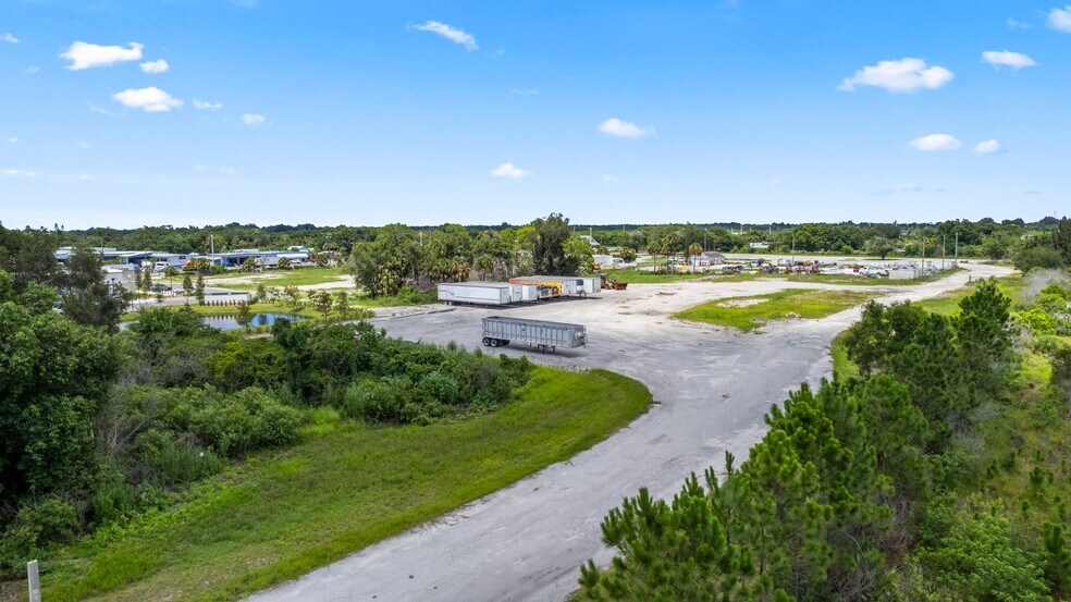 More Photos Of 5501 Orange Ave, Fort Pierce Light Distribution For Sale