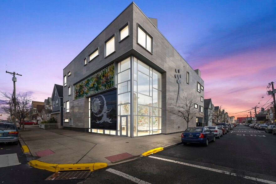 More Photos Of 354 Avenue C, Bayonne Freestanding For Sale