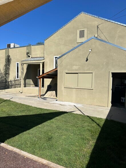 More Photos Of 1001 W Noble Ave, Visalia Specialty For Sale