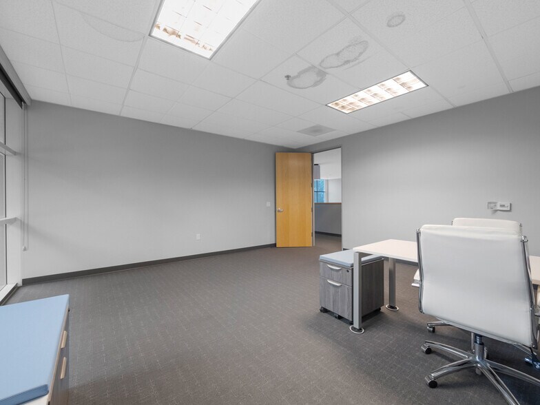 More Photos Of 8900 Research Dr, Irvine Research And Development For Lease
