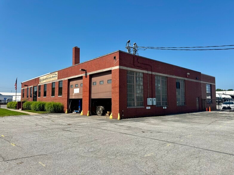 More Photos Of 1310 S West St, Indianapolis Truck Terminal For Lease