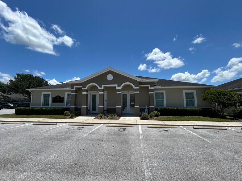 More Photos Of 17718 Hunting Bow Cir, Lutz Medical For Sale