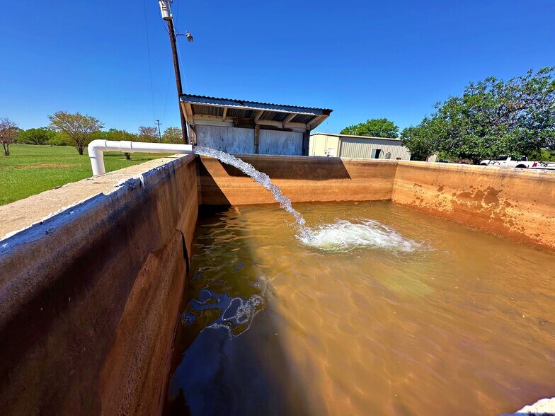 More Photos Of 3265 TX-97, Jourdanton Land For Sale