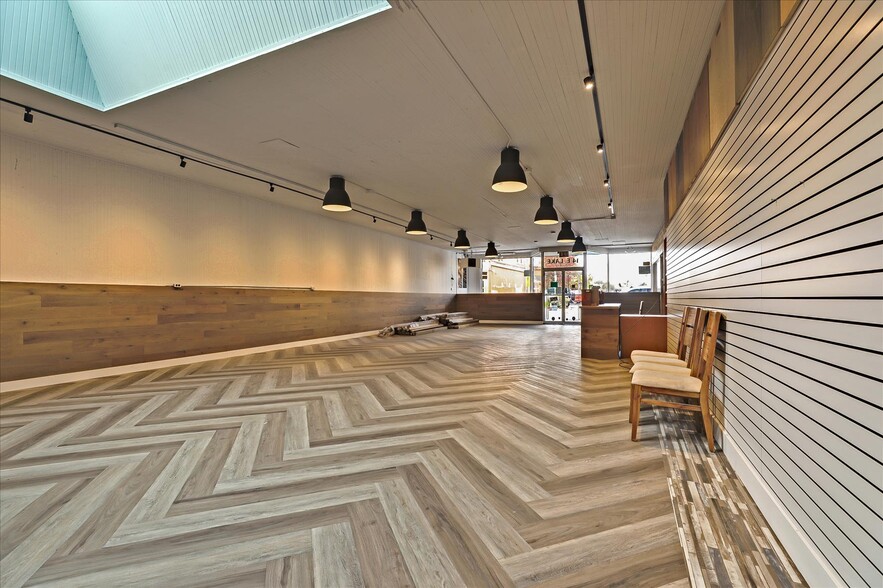 More Photos Of 14 E Lake Ave, Watsonville Storefront For Sale